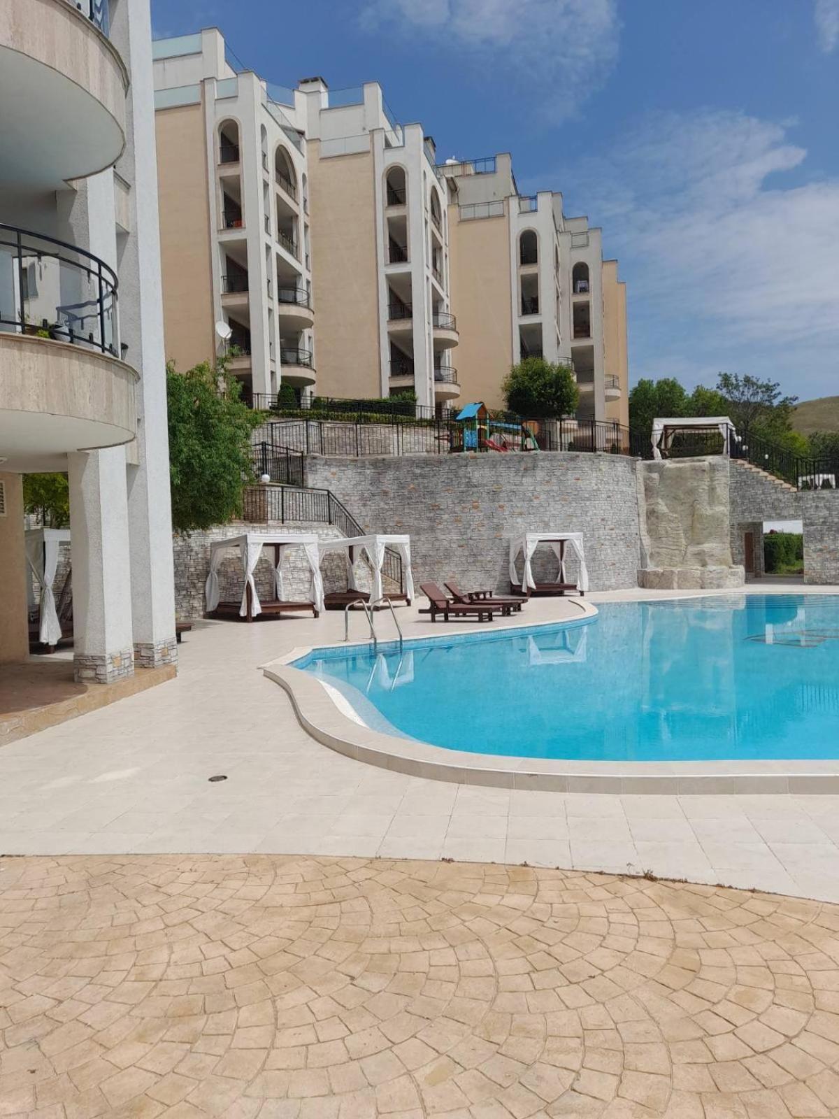 Queen'S Garden Balchik Apartment Zewnętrze zdjęcie
