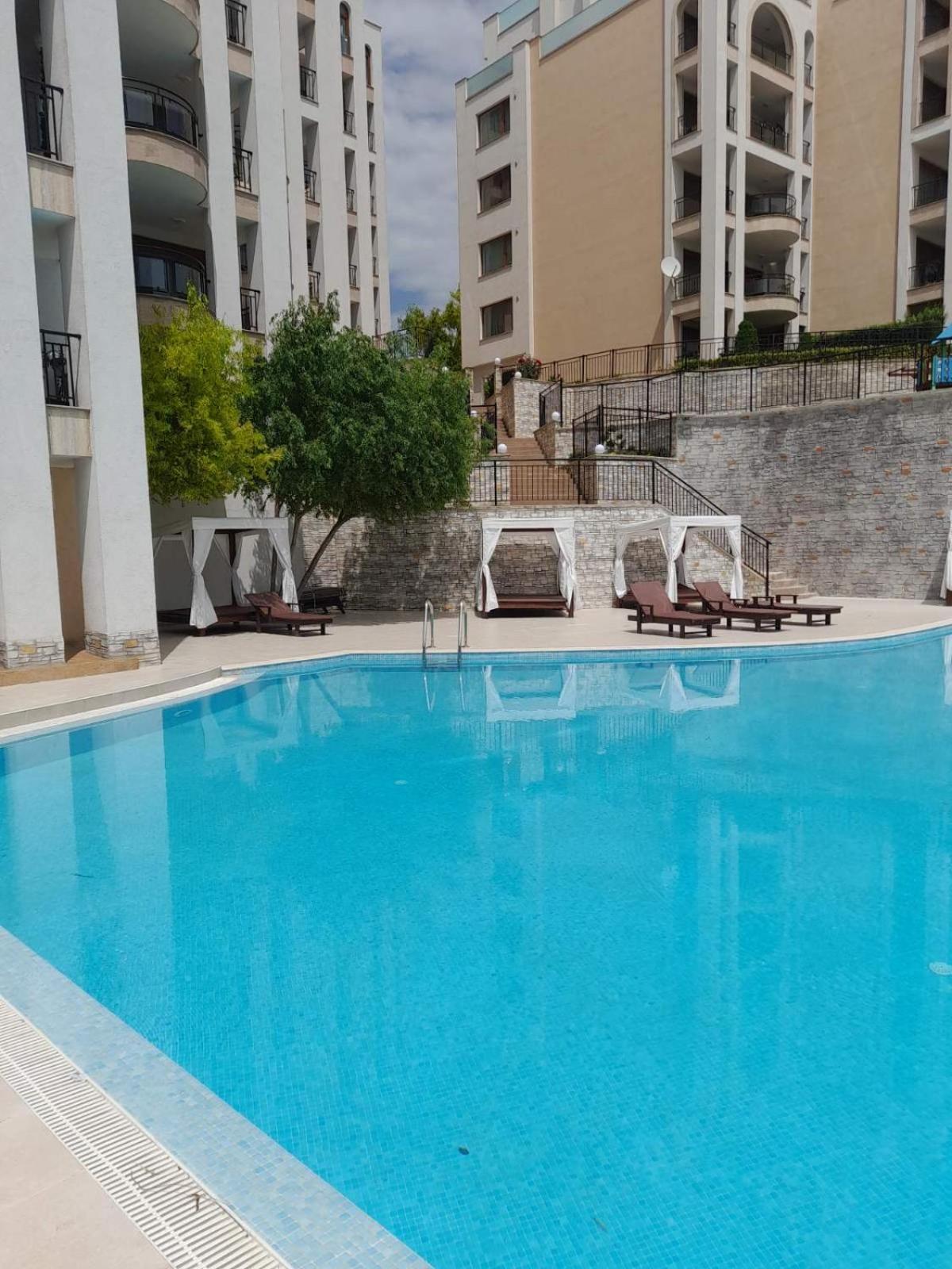 Queen'S Garden Balchik Apartment Zewnętrze zdjęcie
