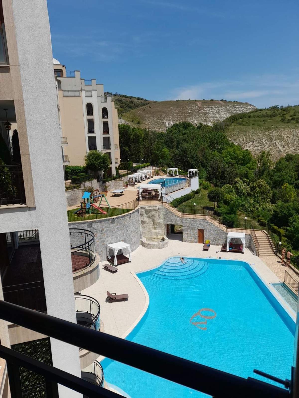 Queen'S Garden Balchik Apartment Zewnętrze zdjęcie